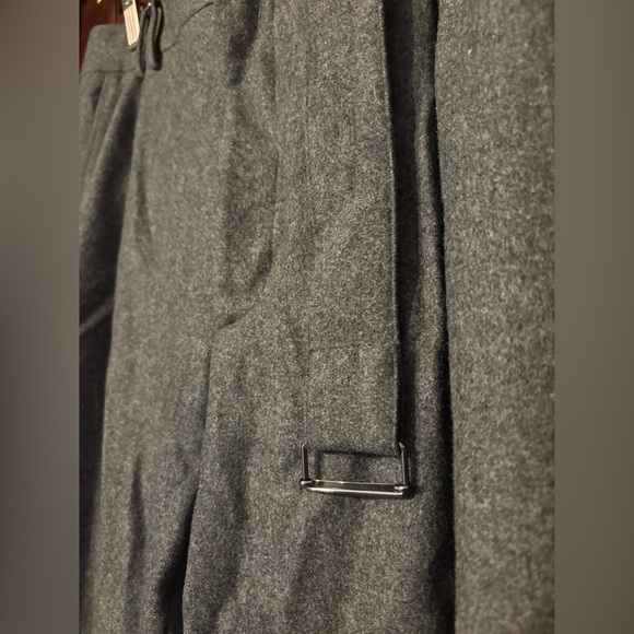 Suitsupply Charcoal Wool Roma Relaxed Fit Suit - Picture 8 of 11